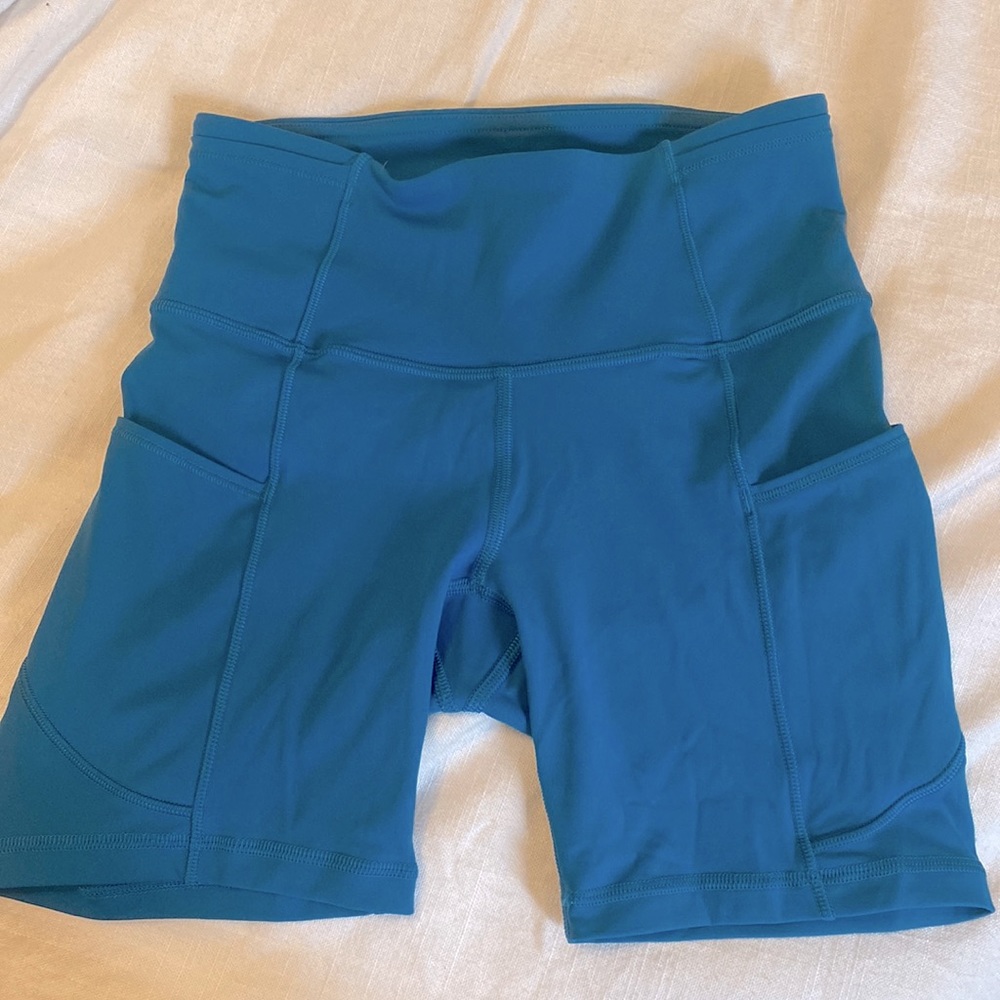 Lululemon shorts size 2